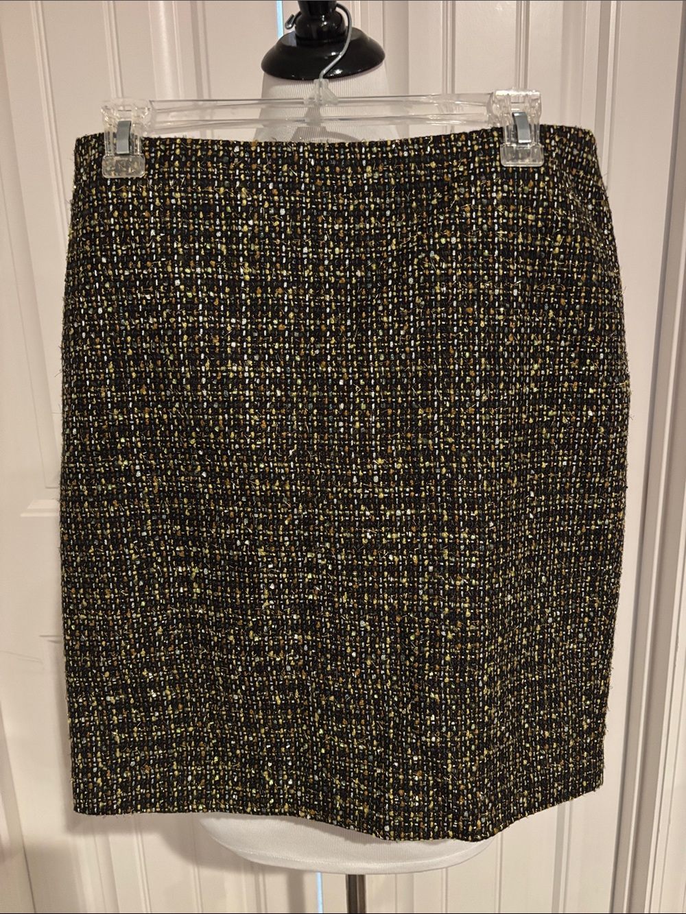 CHAUS Pine Forest Multi-Color Tweed Skirt with Gold Zipper
